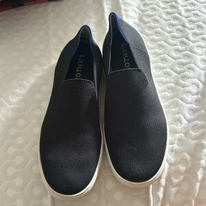 Rothy’s Black Sneakers Size 11.